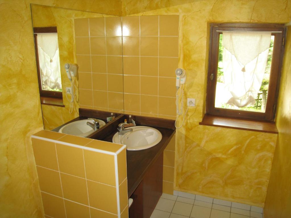 Auberge Du Vernay Charette  Rum bild