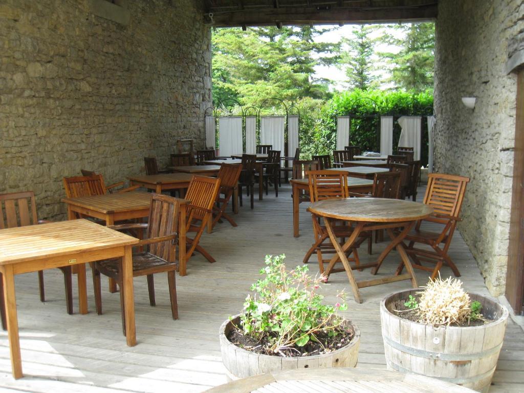 Auberge Du Vernay Charette  Exteriör bild